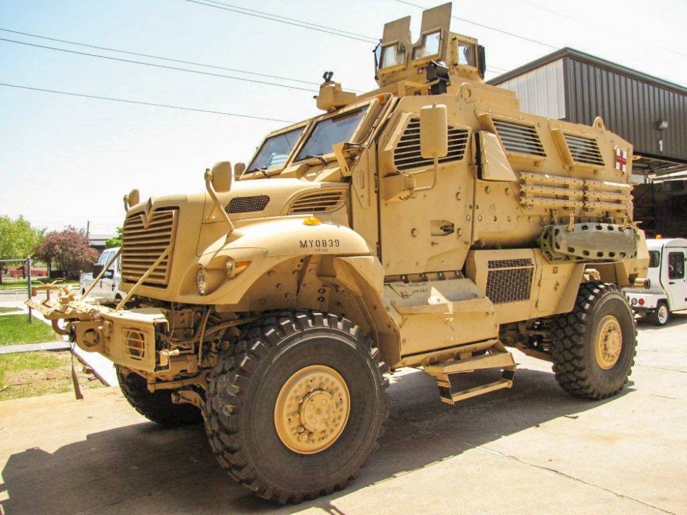 Mrap_MaxxProDashAMB_LeftFront.jpg