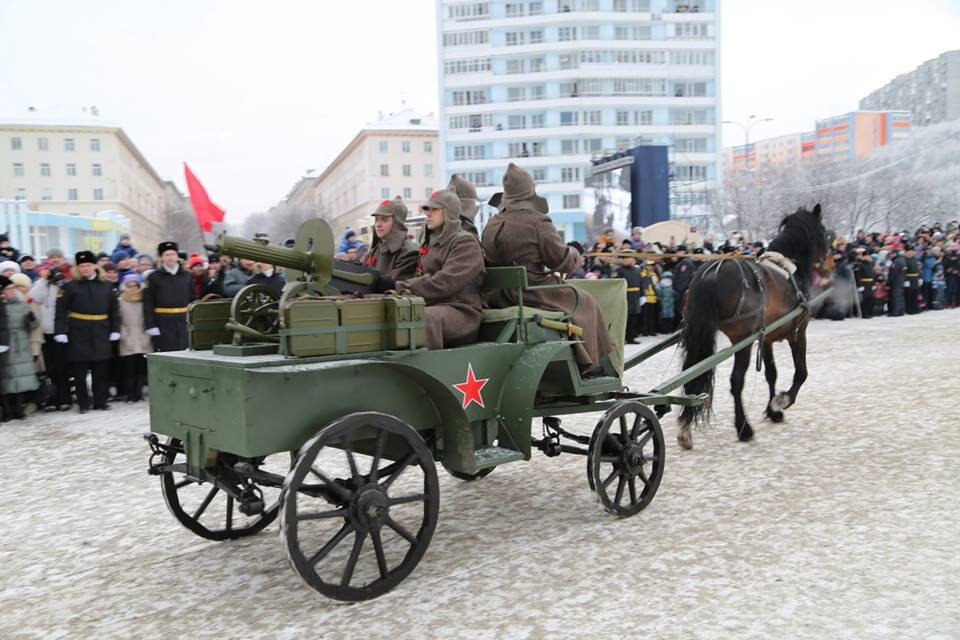 tachanka-ukrainian-d182d0b0d187d0b0cc81d0bdd0bad0b0-a-horse-drawn-machine-gun-cart-russian-red-army-100th-anniversary.jpeg